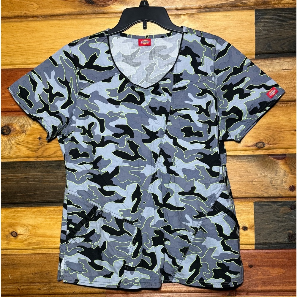 Dickies Scrub tops, variety